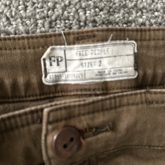 Free People pants w tapestry patches - Picture 5 of 7